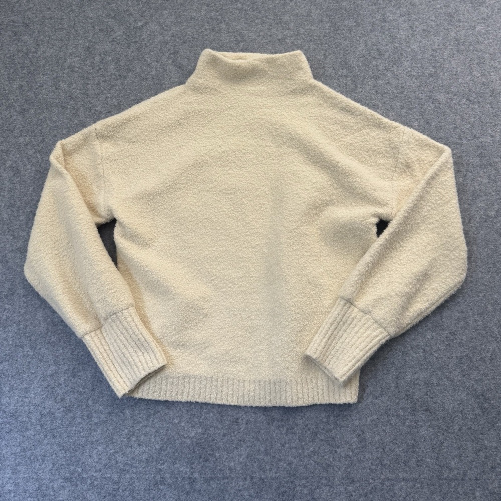 Marled Creme Turtle Neck Pullover Sweater Women's Size M